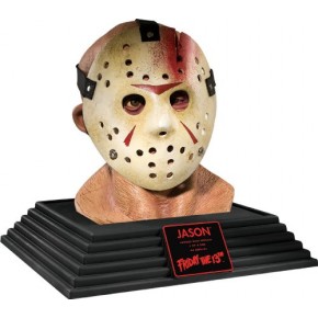 Geekshive Friday The 13th Jason Voorhees Display Bust Party