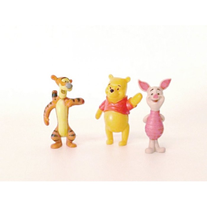 winnie the pooh plastic figures